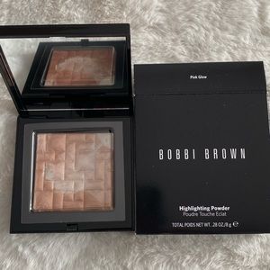 Bobbi Brown Highlighting powder